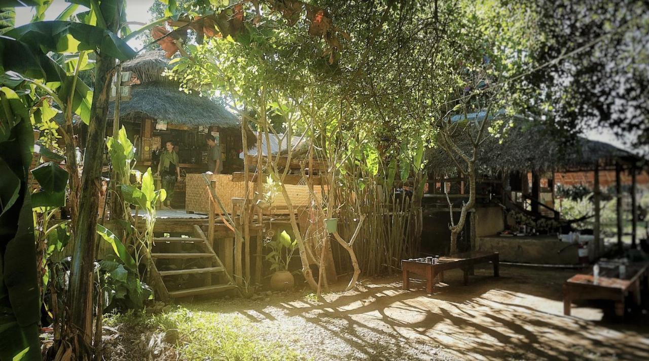 Pai River Jam Hostel & Campground Пай Екстериор снимка