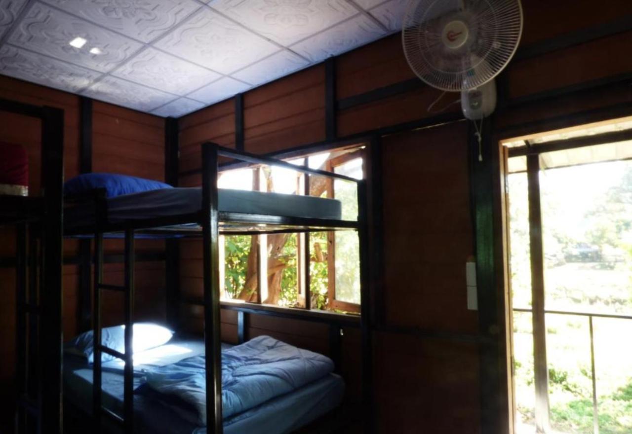 Pai River Jam Hostel & Campground Пай Екстериор снимка