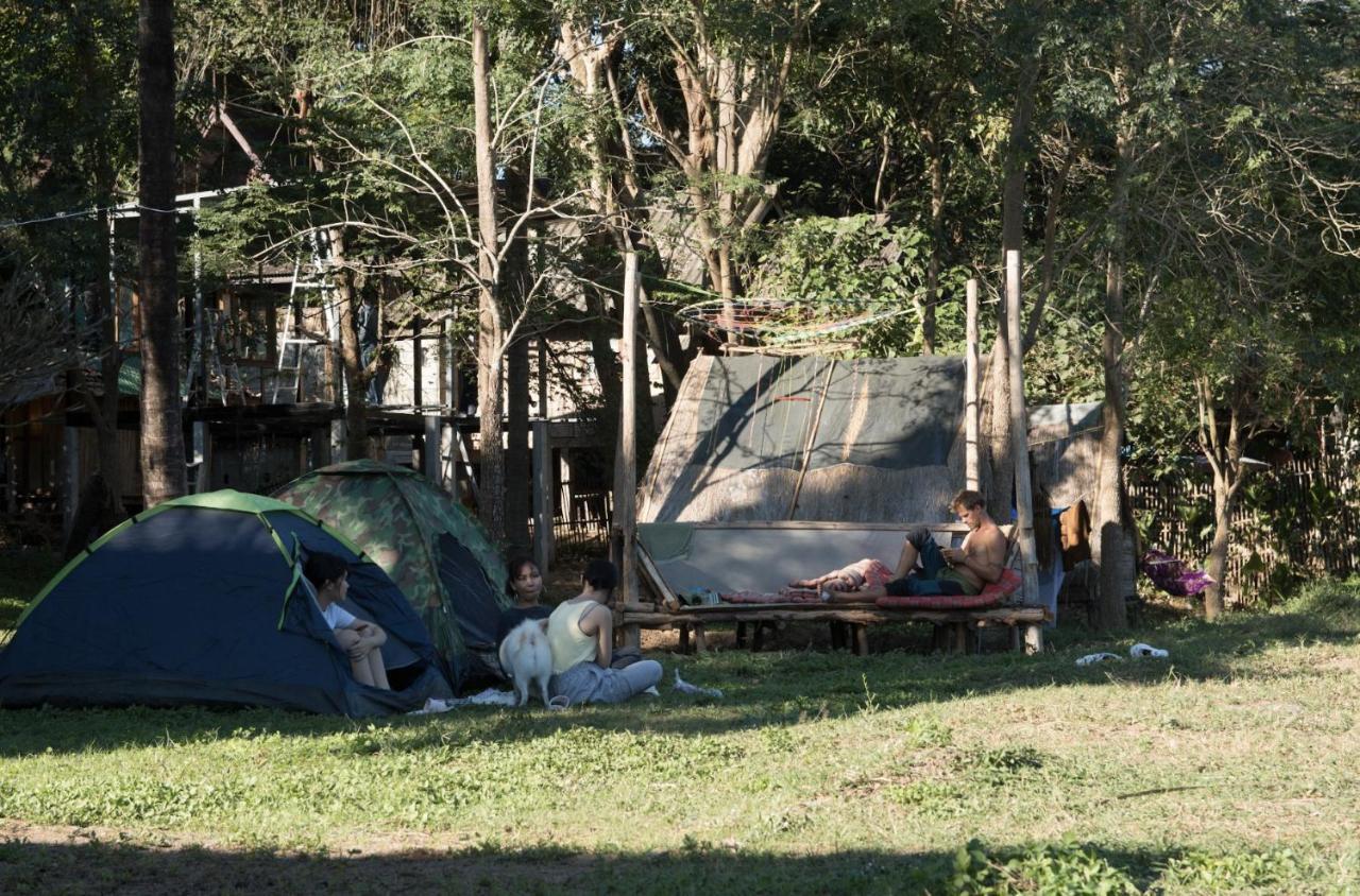 Pai River Jam Hostel & Campground Пай Екстериор снимка